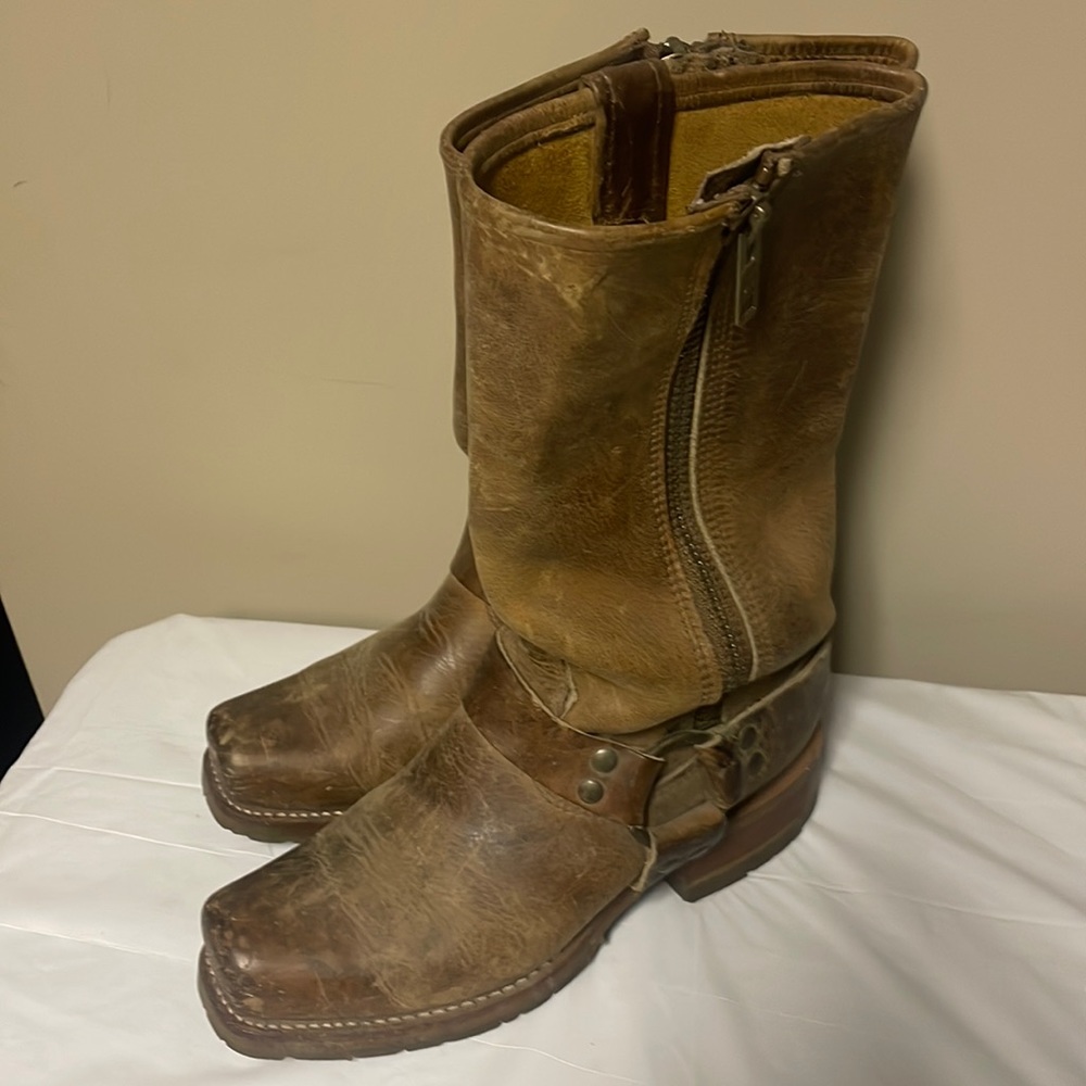 Boots - strong leather for riding or work! Size 9